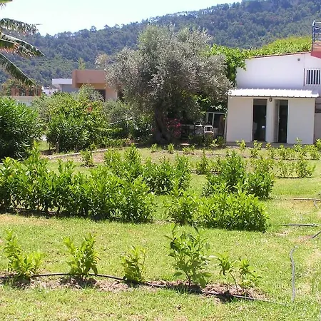Aparthotel Holidays 2*