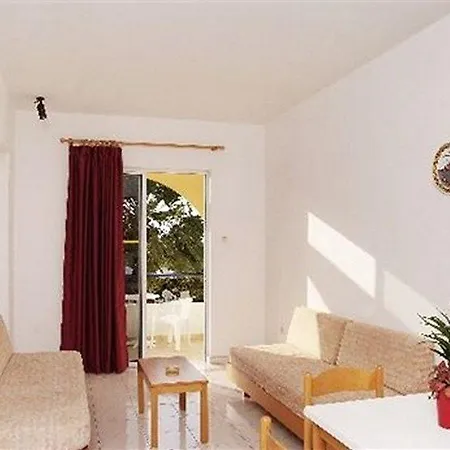 Holidays 2* Ialysos (Rhodes)